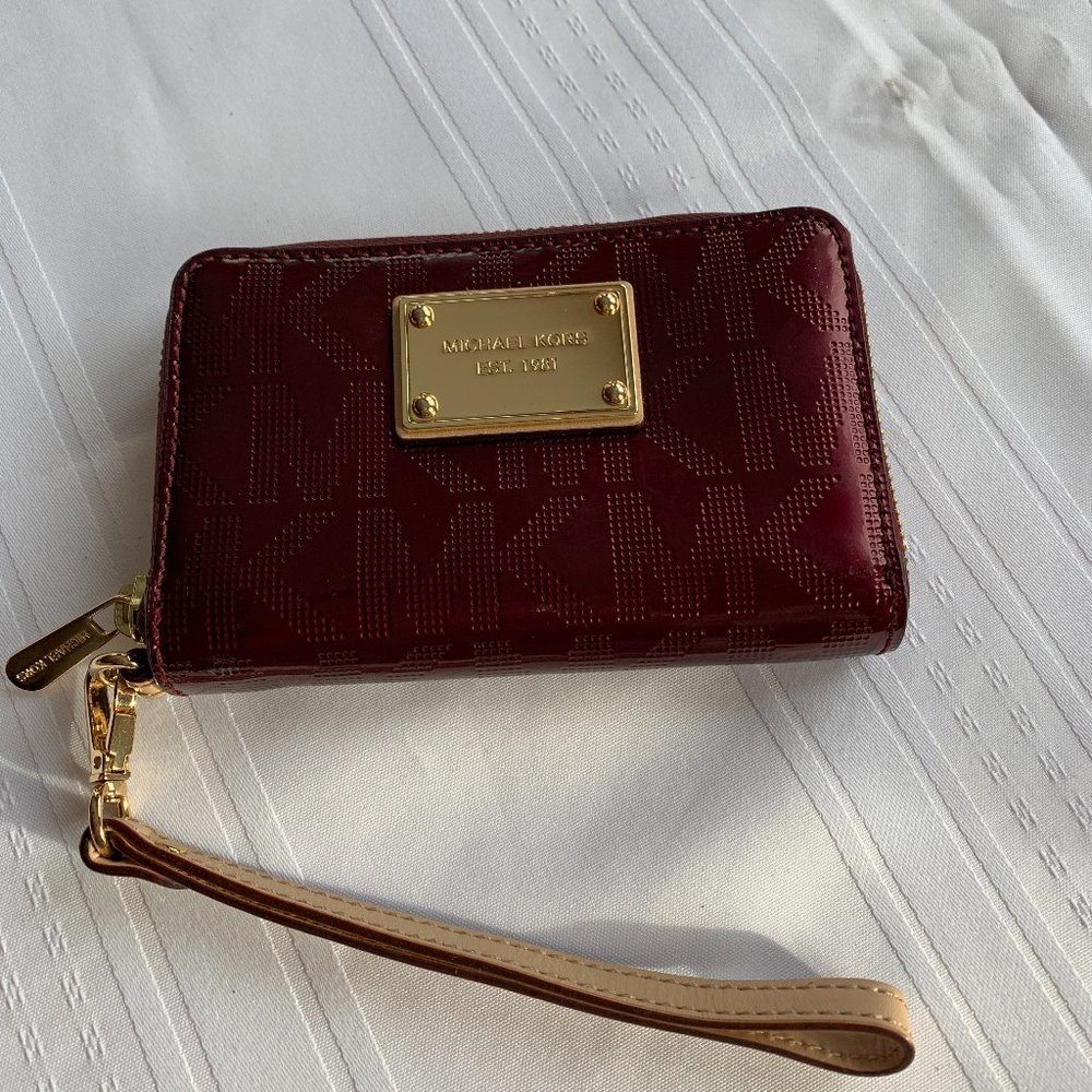 Patent Zip Around Wallet/Phone Case